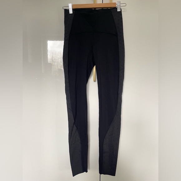 lululemon athletica Pants - Lululemon leggings